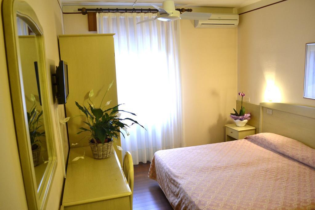 Hotel Ezzelino San Zenone Eksteriør billede