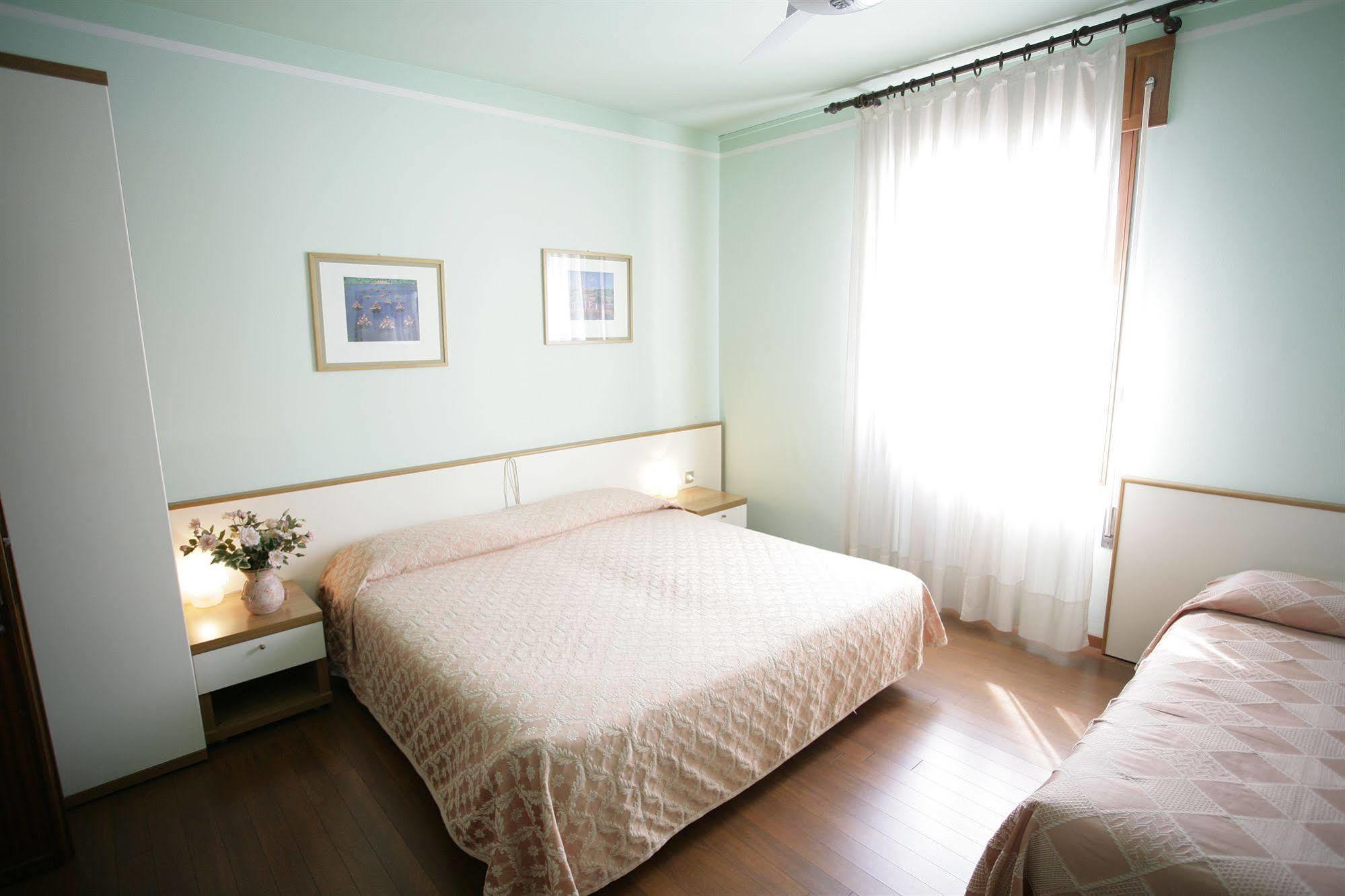 Hotel Ezzelino San Zenone Eksteriør billede